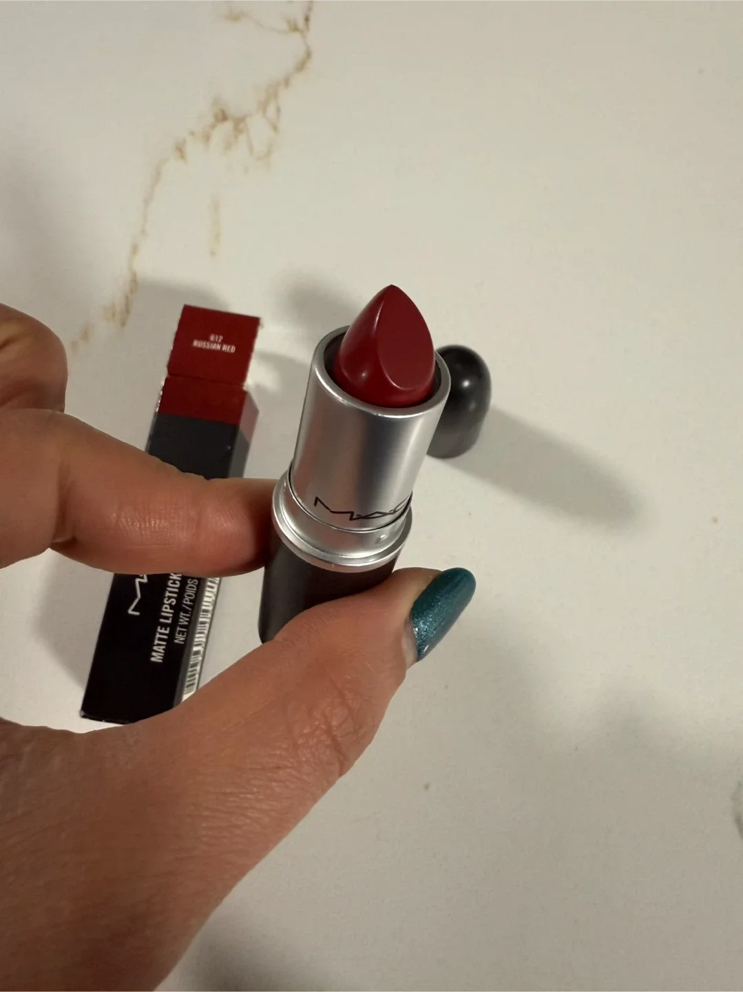 NEW MAC Lipstick - Russian Red image indicator(3)