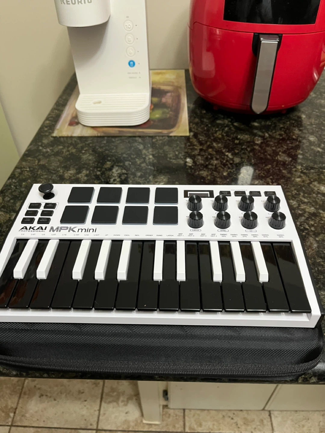 AKAI MPK mini Keyboard Controller