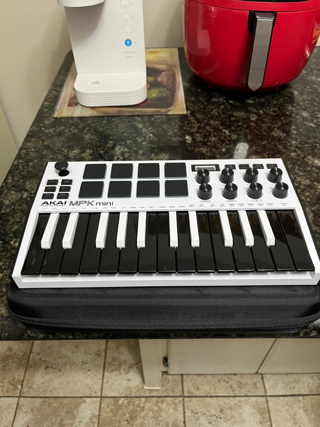 AKAI MPK mini Keyboard Controller - photo 3