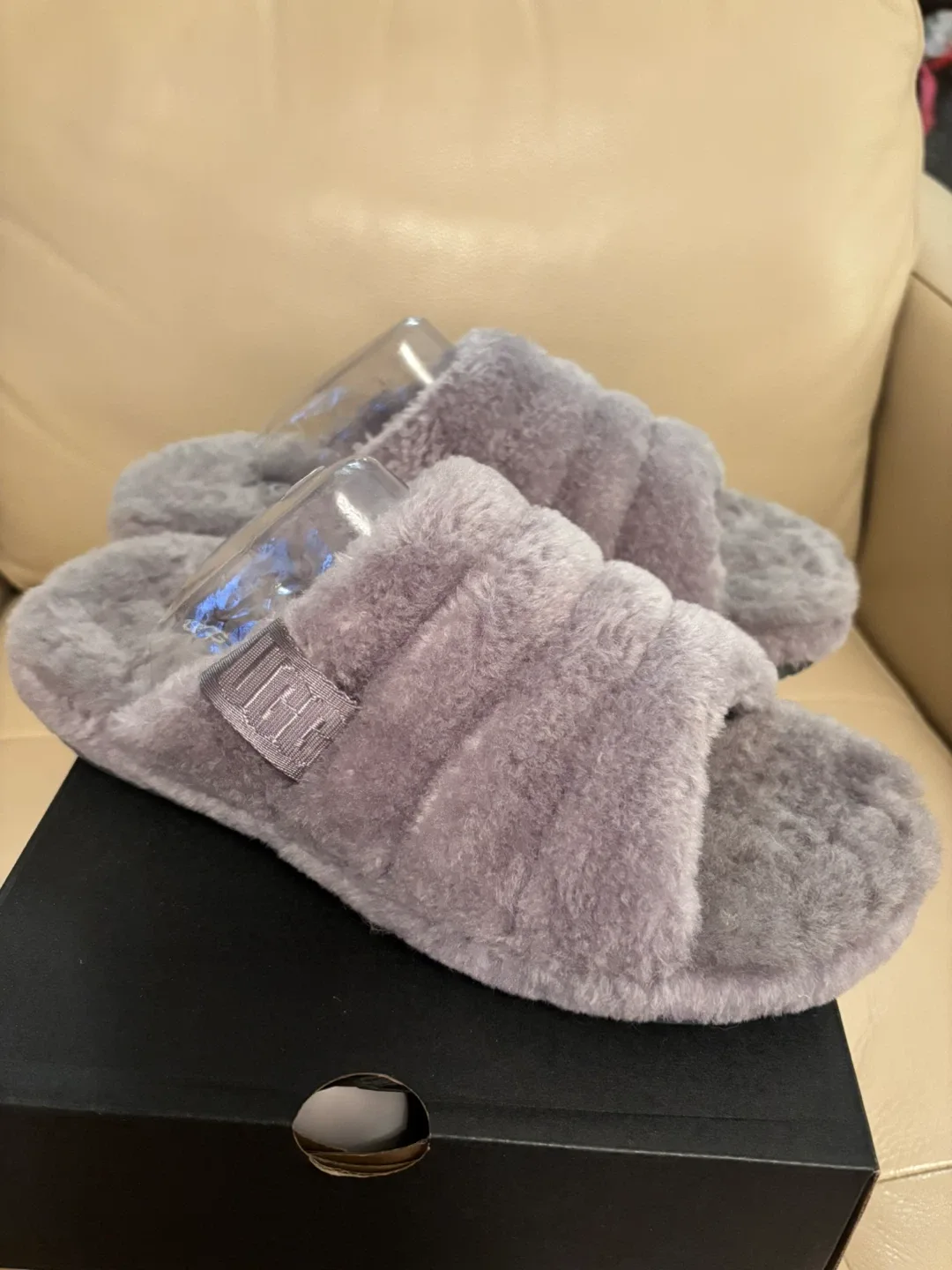 New UGG Fluff Yeah Slides, Size 10, Grey image indicator(3)