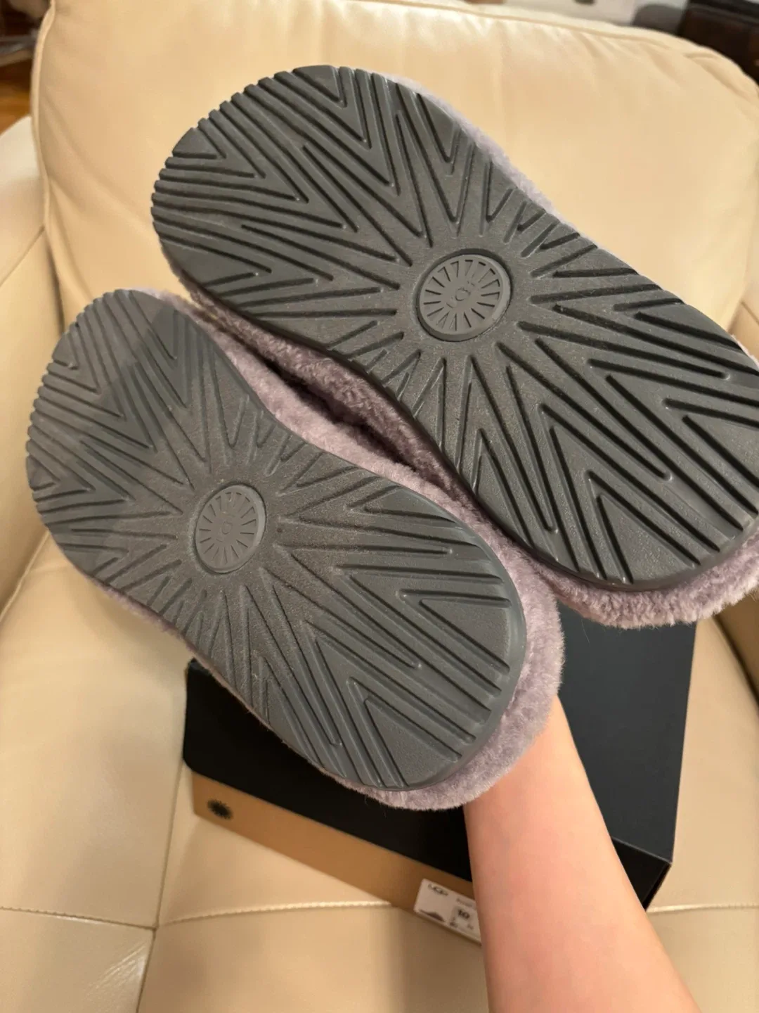 New UGG Fluff Yeah Slides, Size 10, Grey image indicator(4)