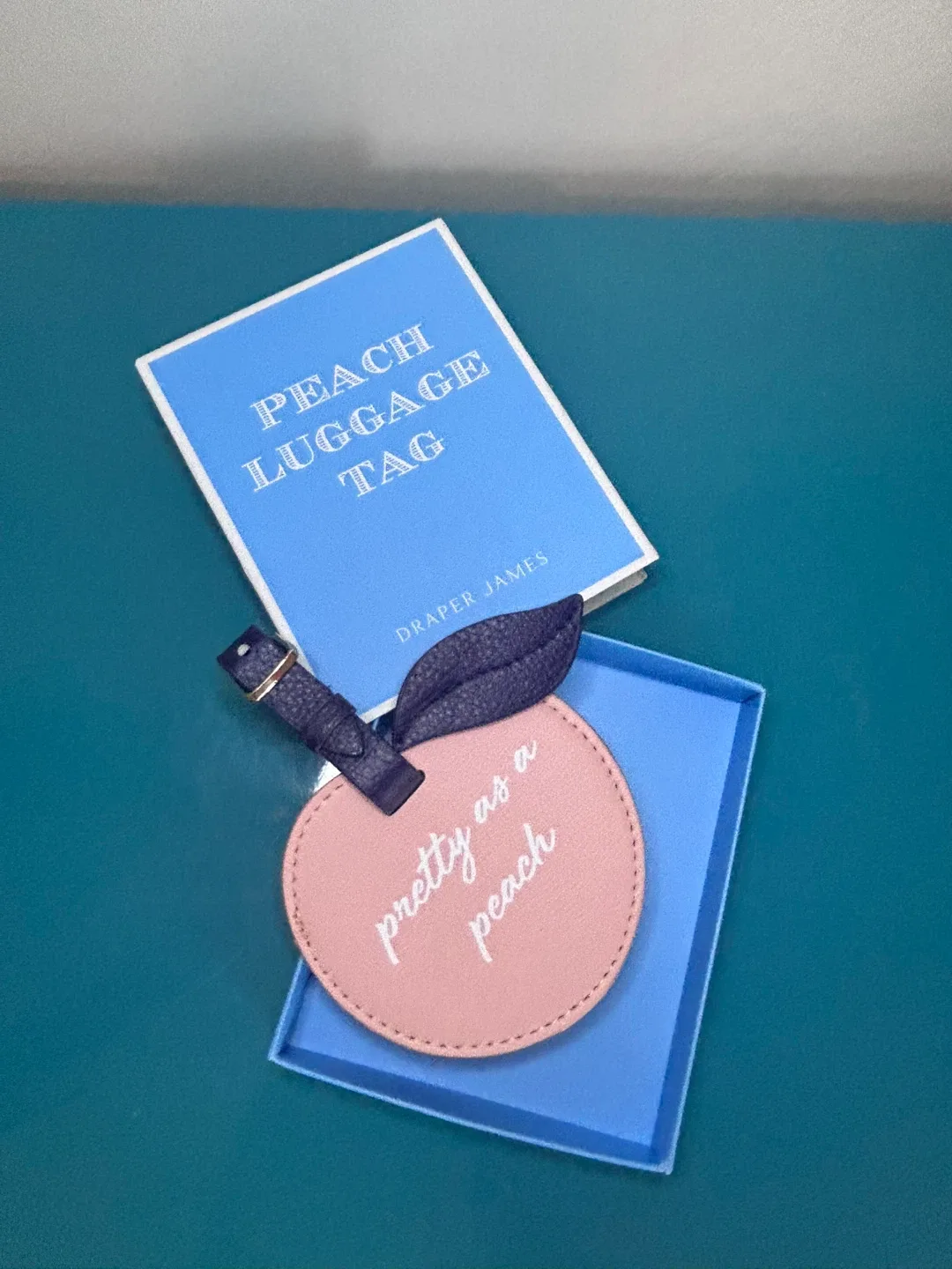 🍑 NEW Draper James “Pretty as a Peach” Gift Set image indicator(2)