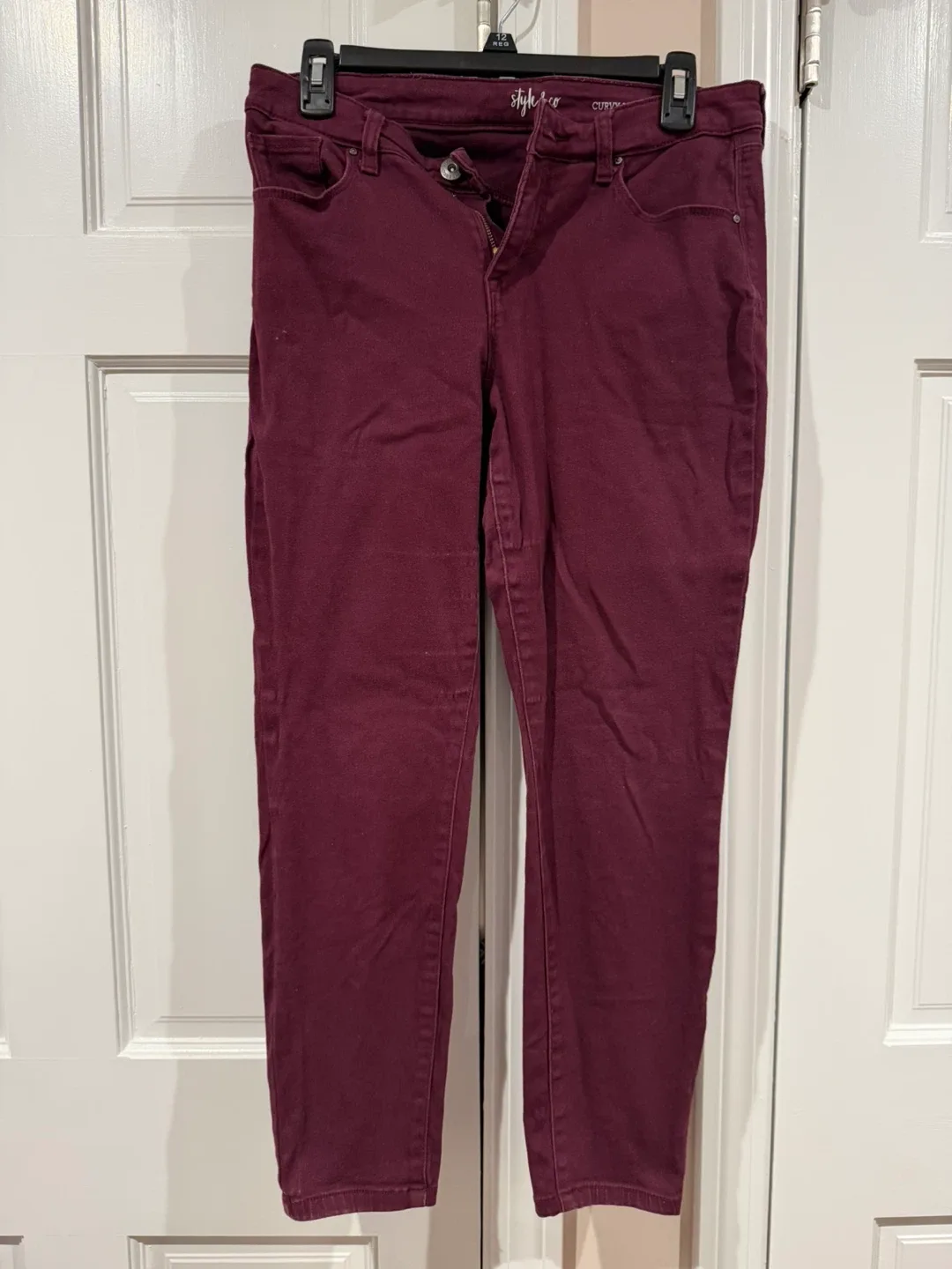 Style & Co Curvy Fit Jeans - Size 10P