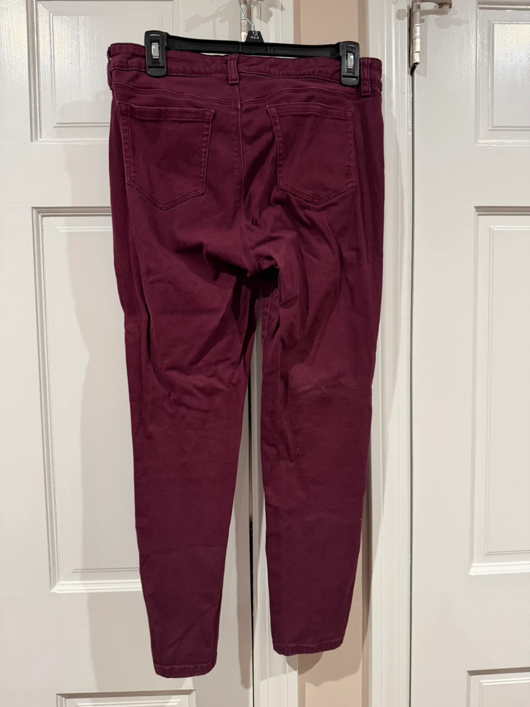 Style & Co Curvy Fit Jeans - Size 10P - photo 2