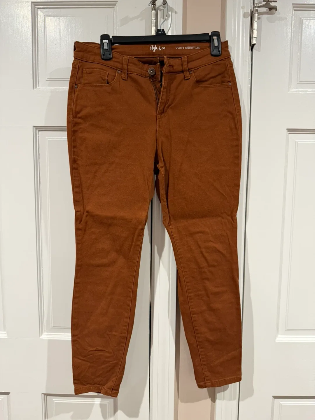 Style & Co Curvy Skinny Leg Jeans - Size 10P