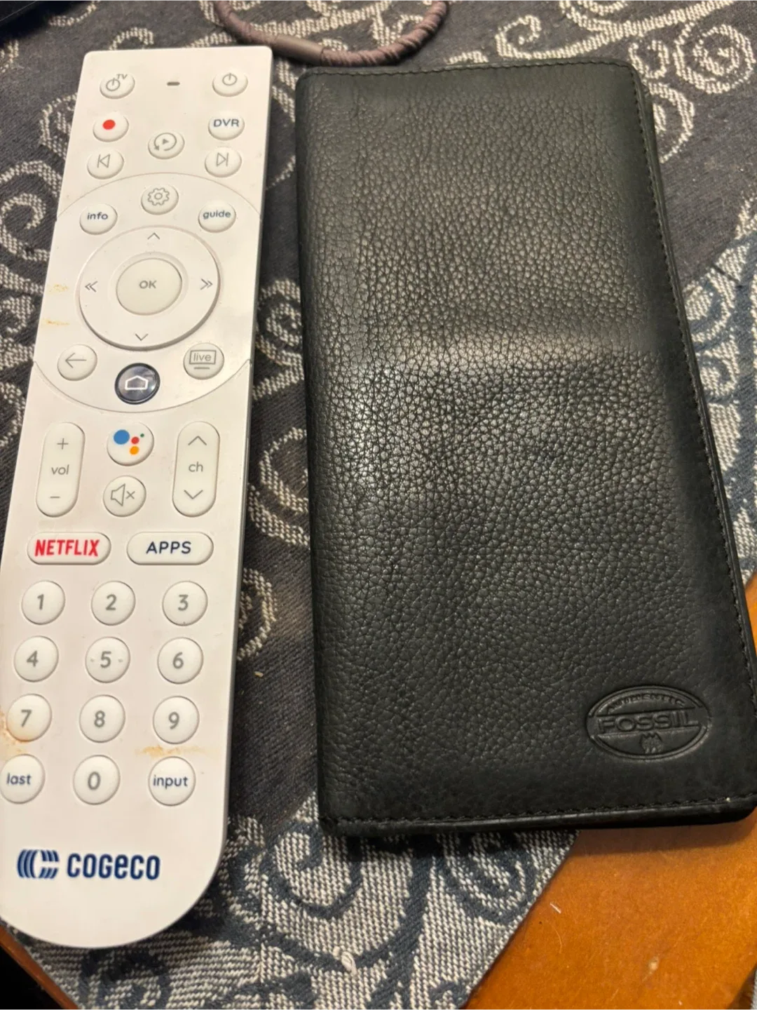 Fossil Black Leather Wallet image indicator(2)