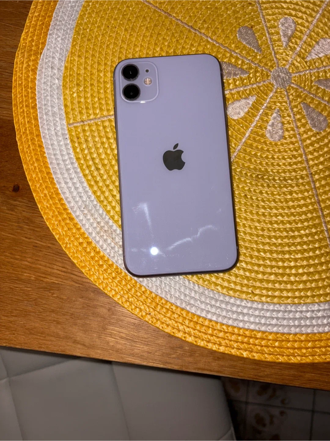 Apple iPhone 11 - Purple image indicator(2)