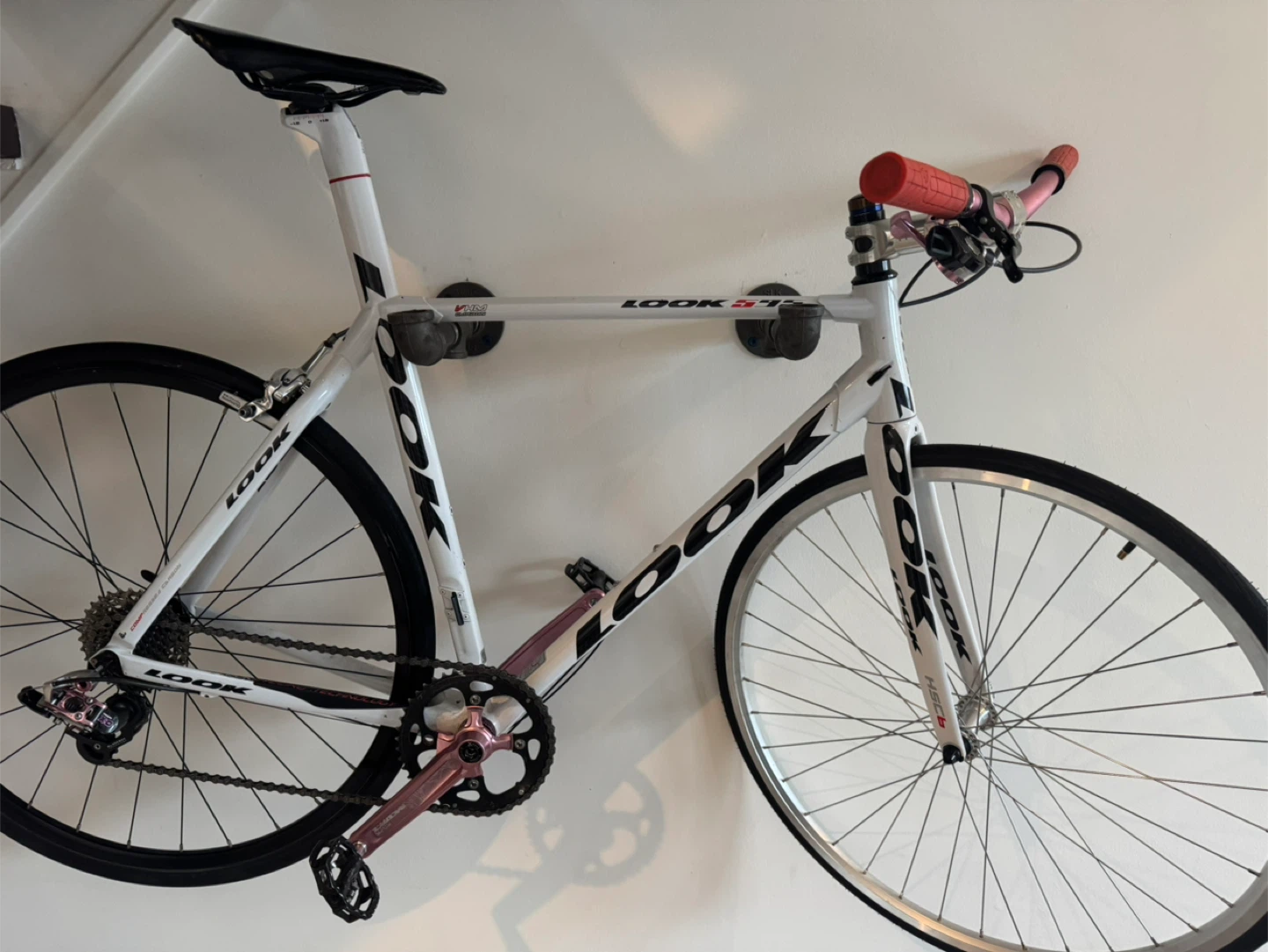 LOOK 595 Road Bike - White & Pink Accents