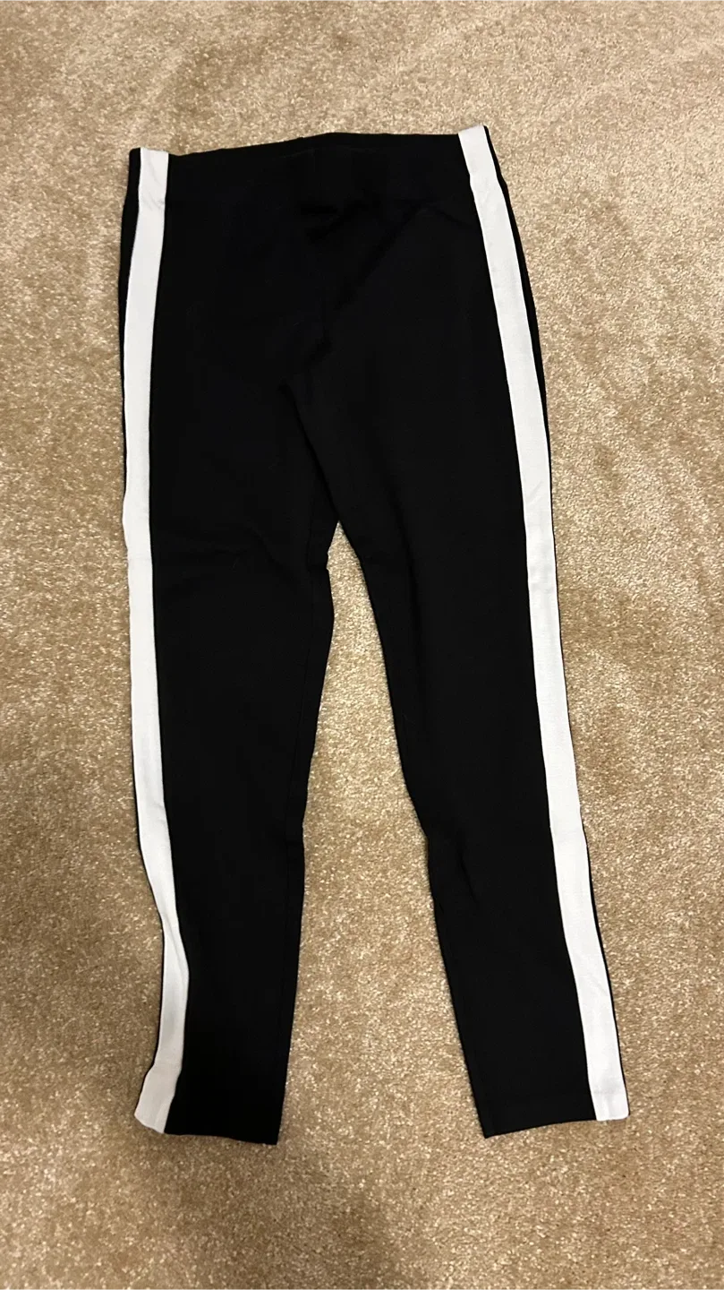 Black leggings with white stripe (cash only)