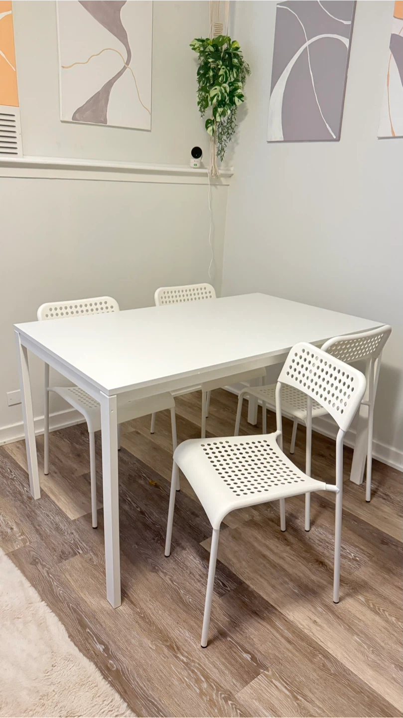 IKEA Dining Table and Chairs - White - photo 2