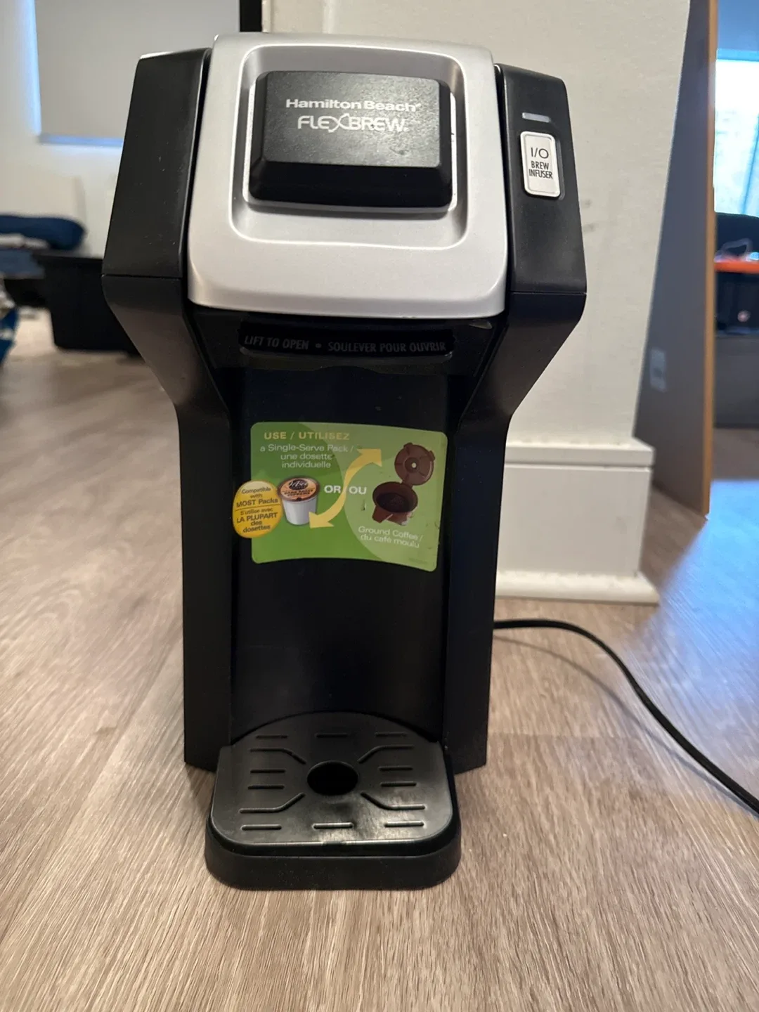 Hamilton Beach FlexBrew Single-Serve Coffee Maker image indicator(2)