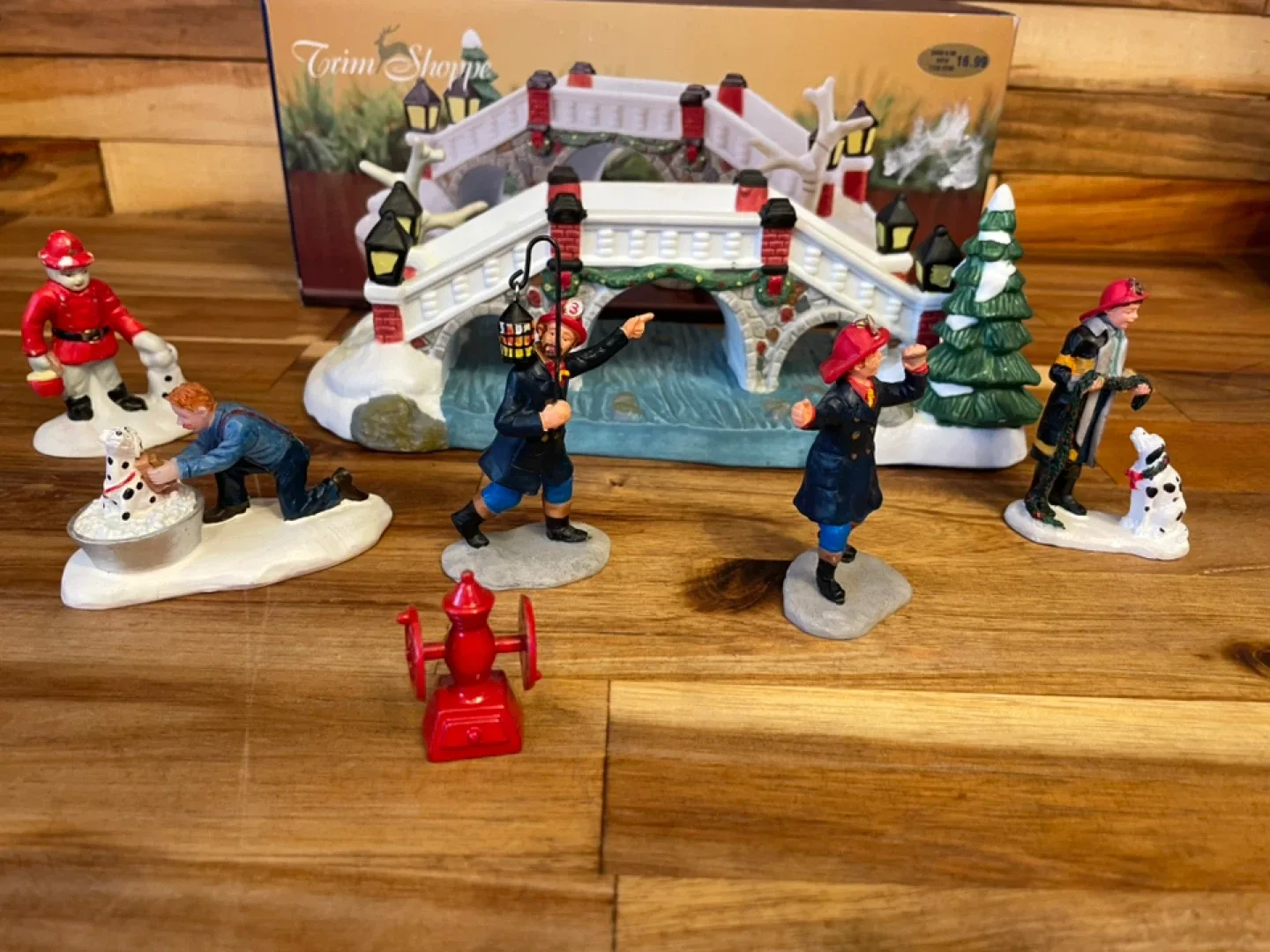 Trim Shoppe Brick Bridge Village Accessory Set