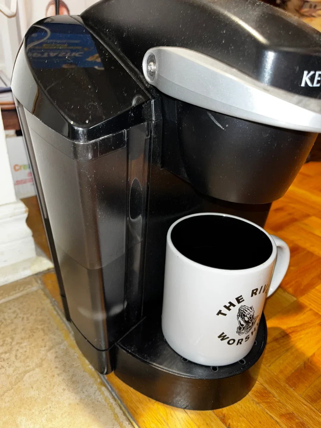 Keurig Single Cup Coffee Maker (large capacity) image indicator(3)