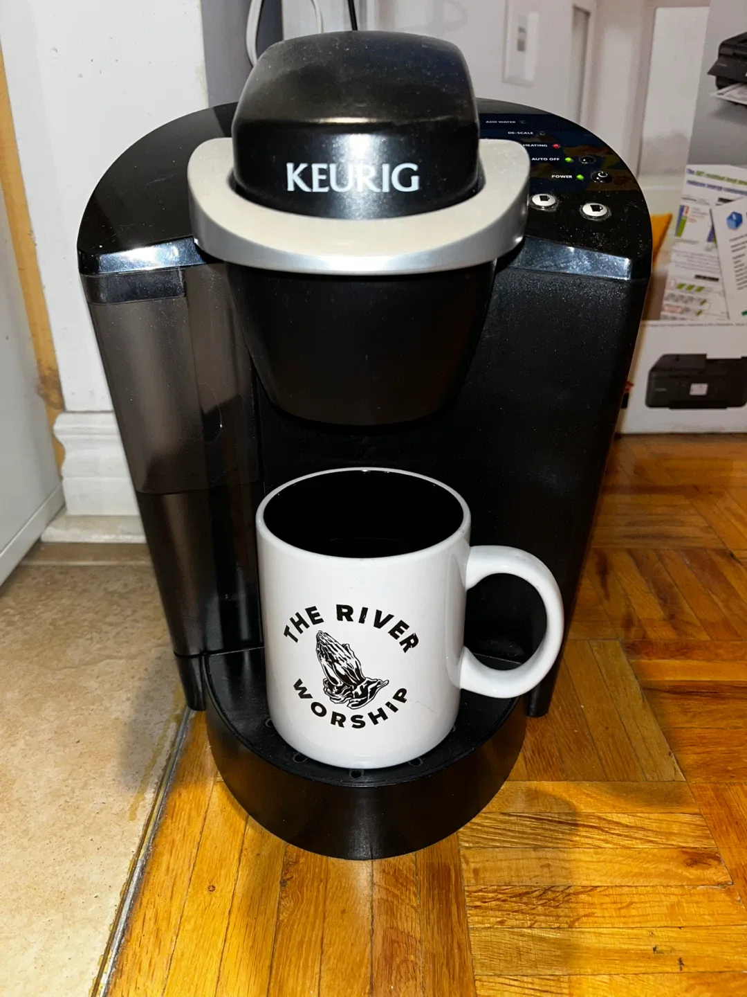 Keurig Single Cup Coffee Maker (large capacity)