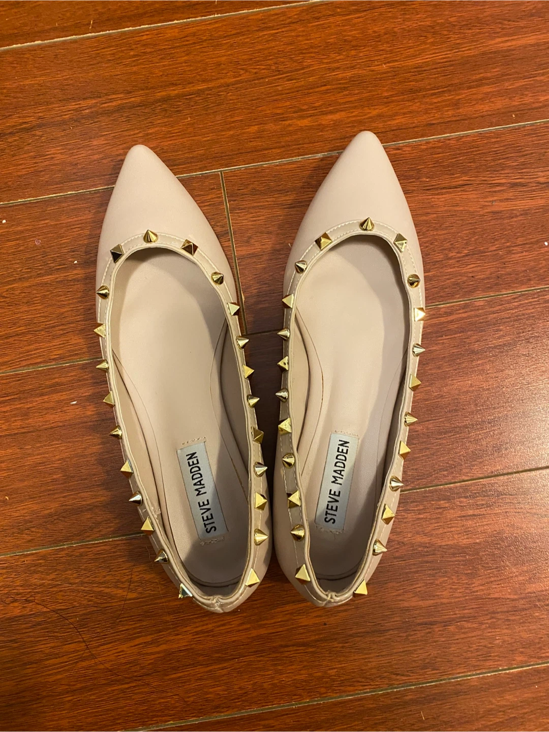 Brand New in-box- Steve Madden Studded Pointed Flats - Size 8 - photo 3