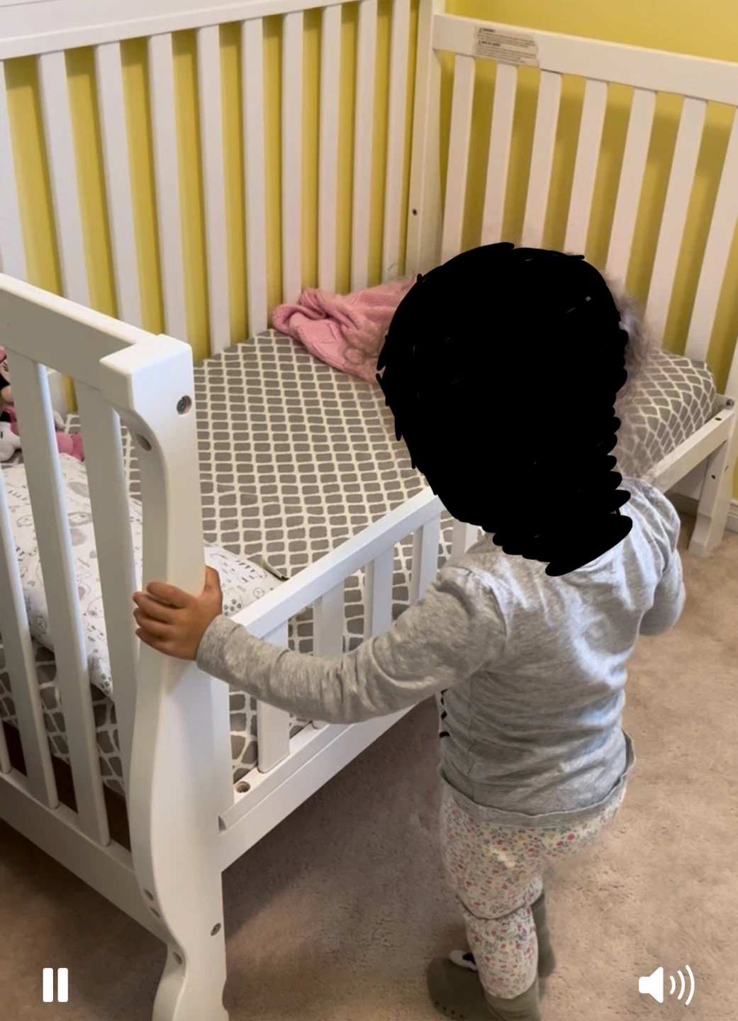 Convertible White Baby Crib - photo 3