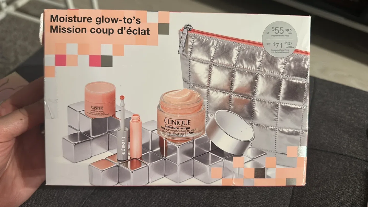 Clinique Moisture Glow-To's Set