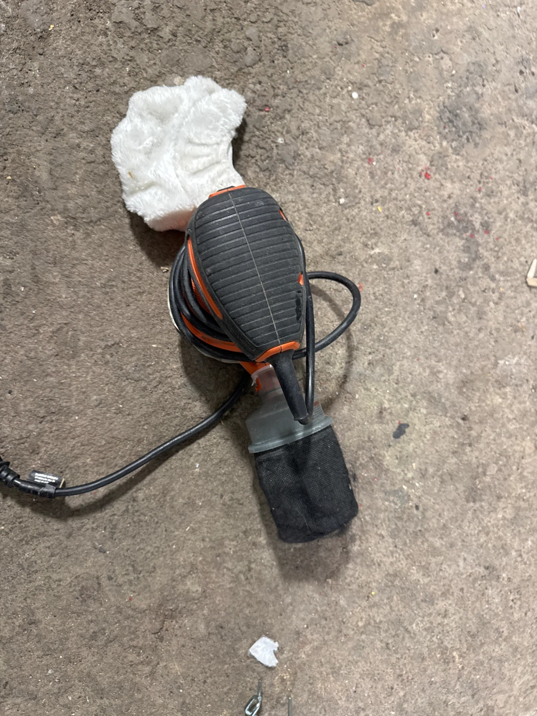 Black+Decker Random Orbit Sander with dust collection - photo 4