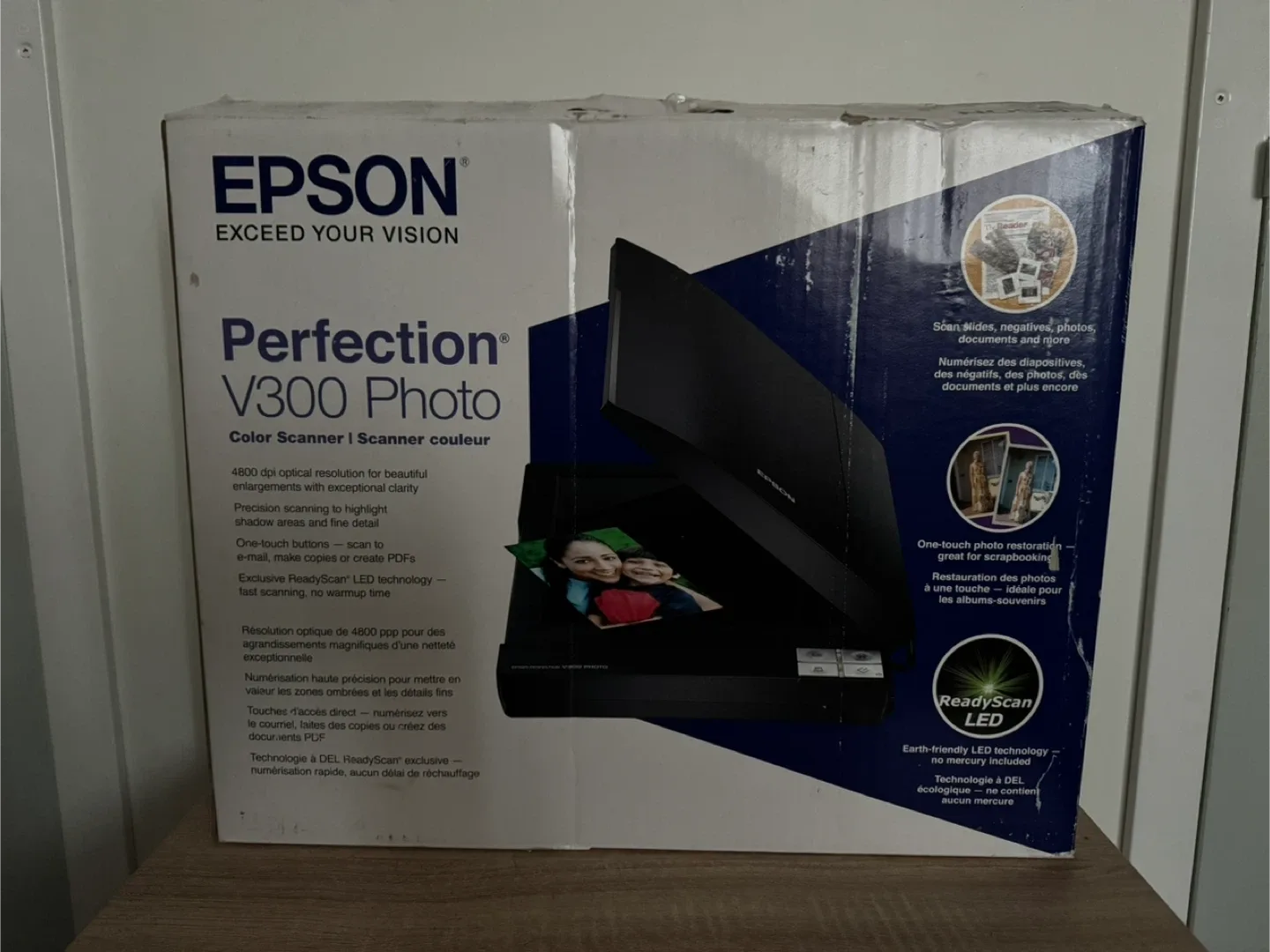 Epson Perfection V300 Photo Scanner image indicator(3)
