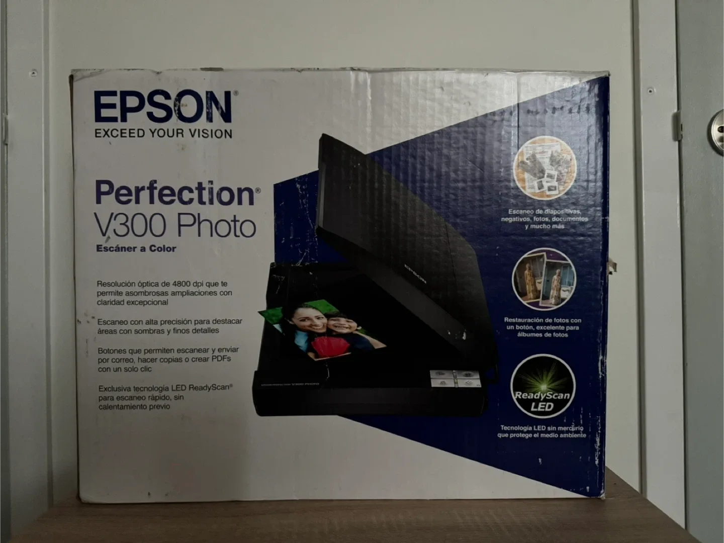 Epson Perfection V300 Photo Scanner