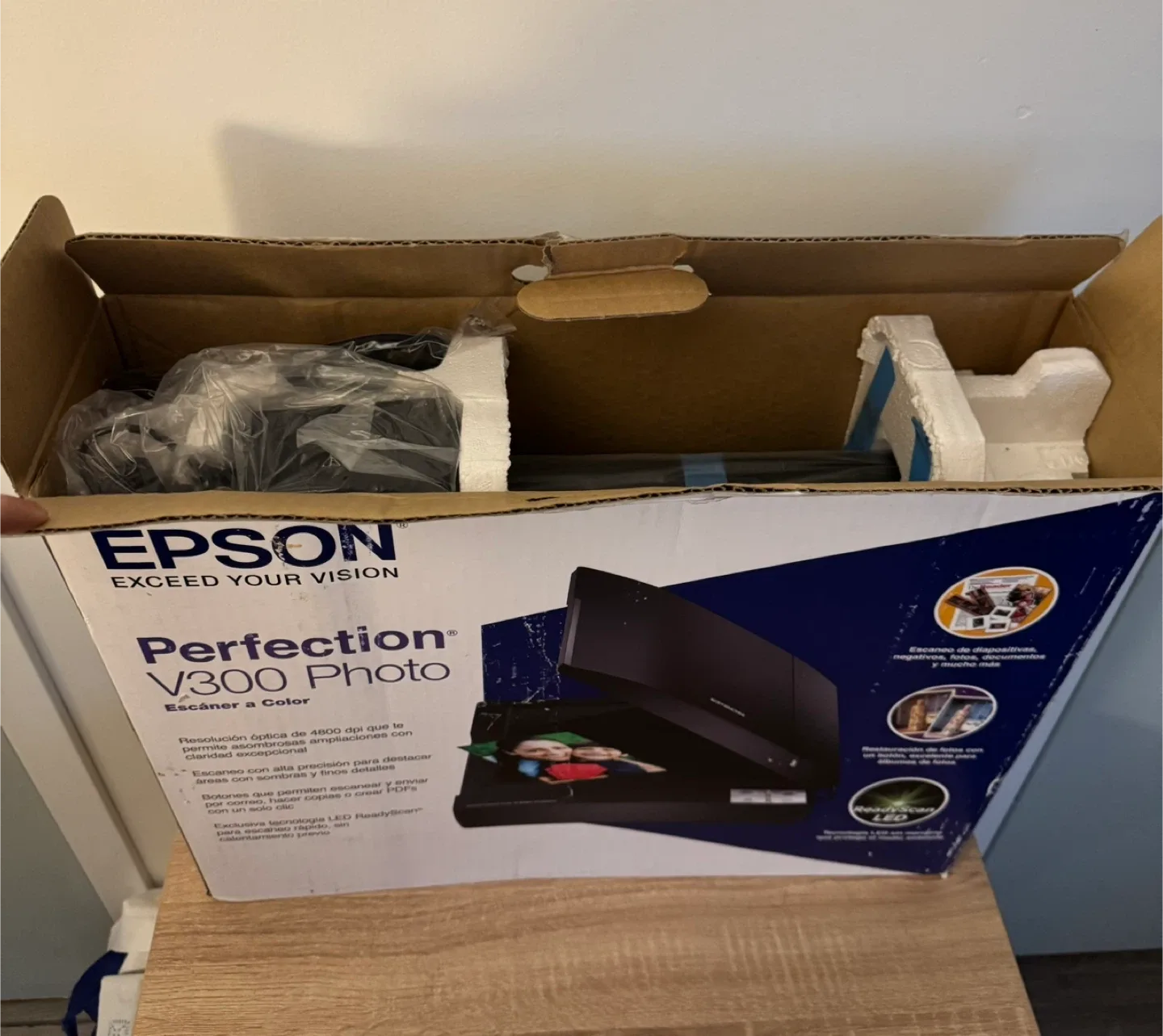 Epson Perfection V300 Photo Scanner image indicator(5)