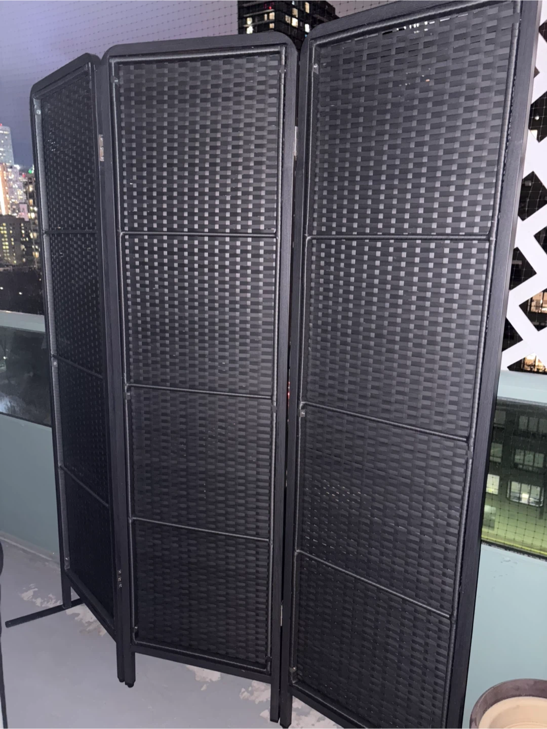 Black Woven Room Divider - photo 3