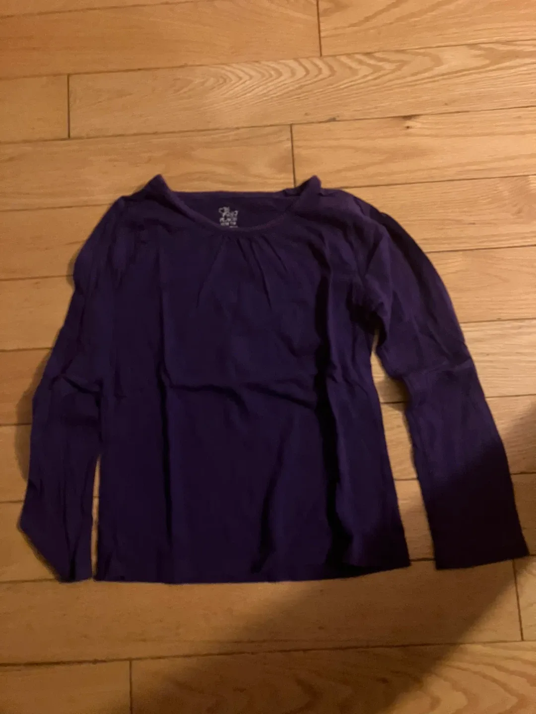 9 Assorted T-Shirts - Sizes 5/6 image indicator(3)