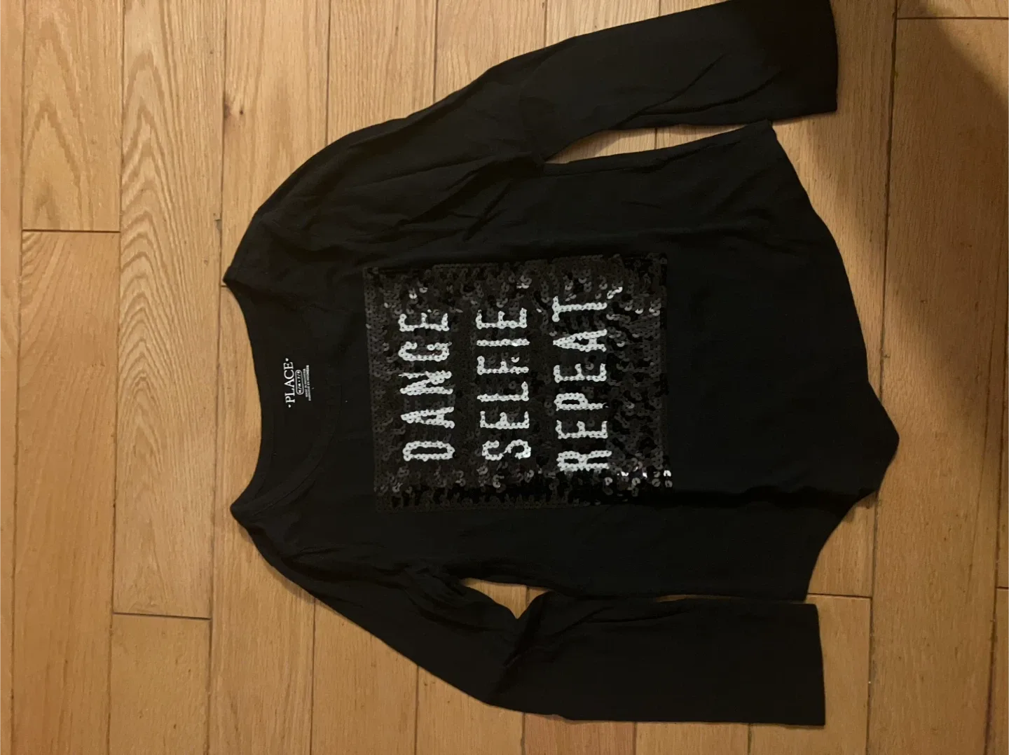 9 Assorted T-Shirts - Sizes 5/6 image indicator(7)