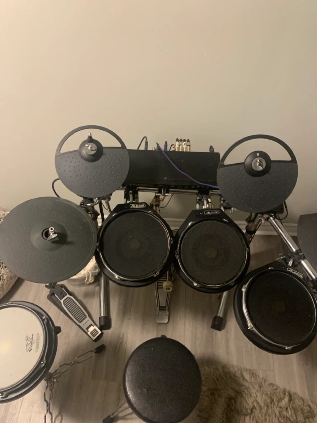 Alesis DM5 Pro Electronic Drum Kit