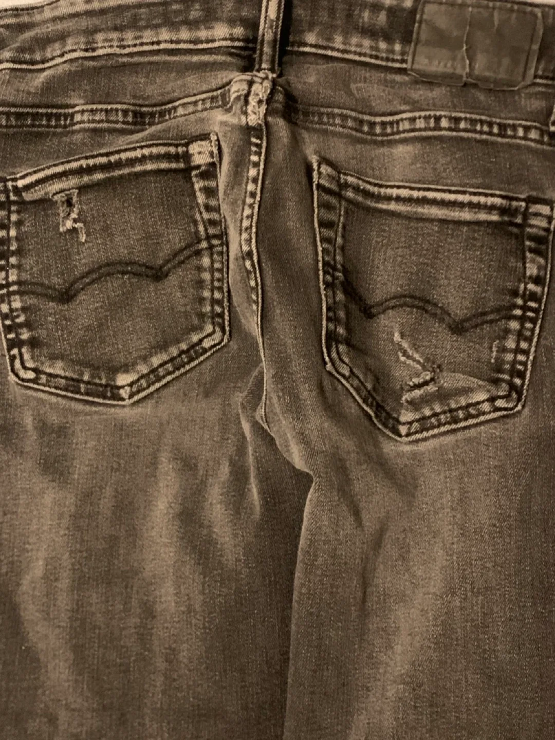 American Eagle Distressed Black Jeans image indicator(2)