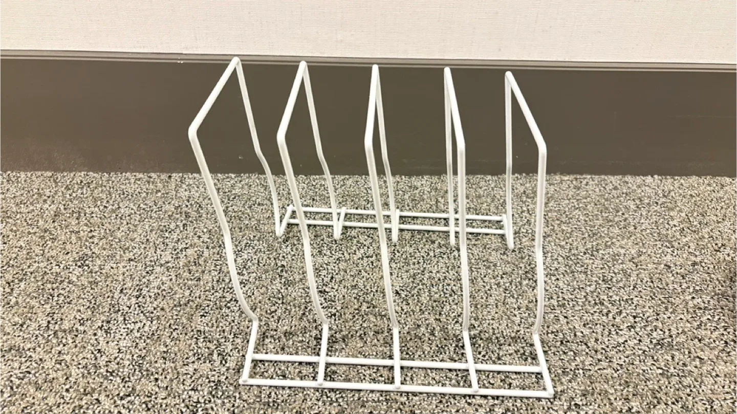 White Metal Pan and Lid Organizer Rack image indicator(2)