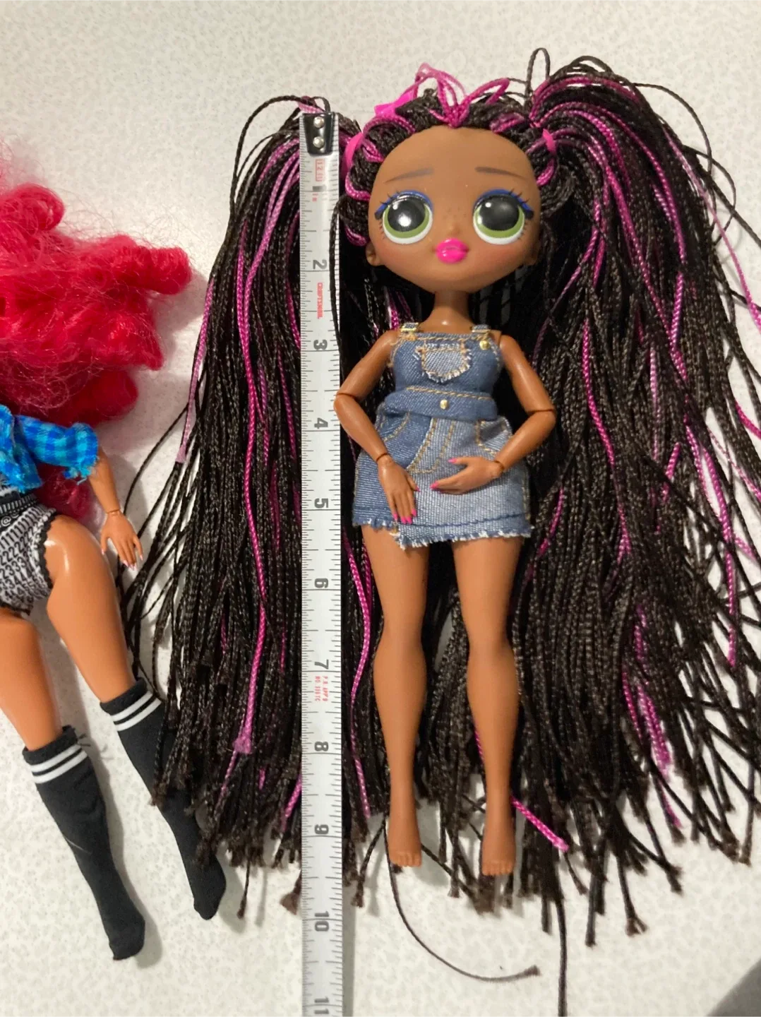 LOL Surprise OMG Dolls Lot image indicator(5)