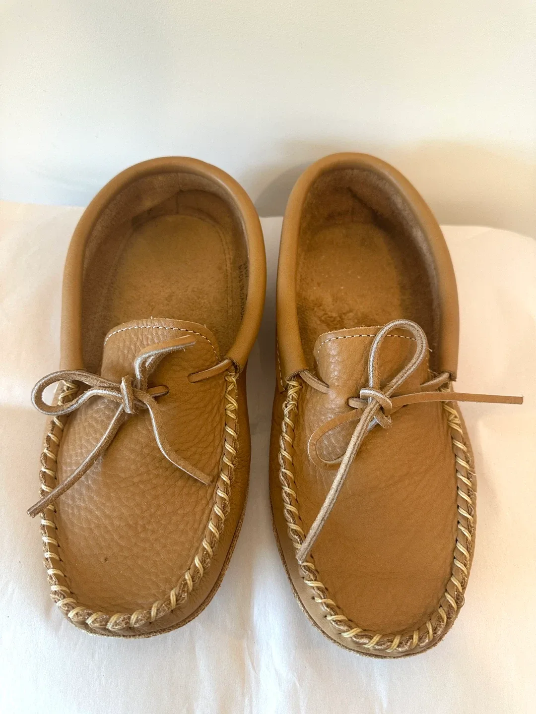 SoftMoc Leather Moccasins - Man Size 9 image indicator(2)