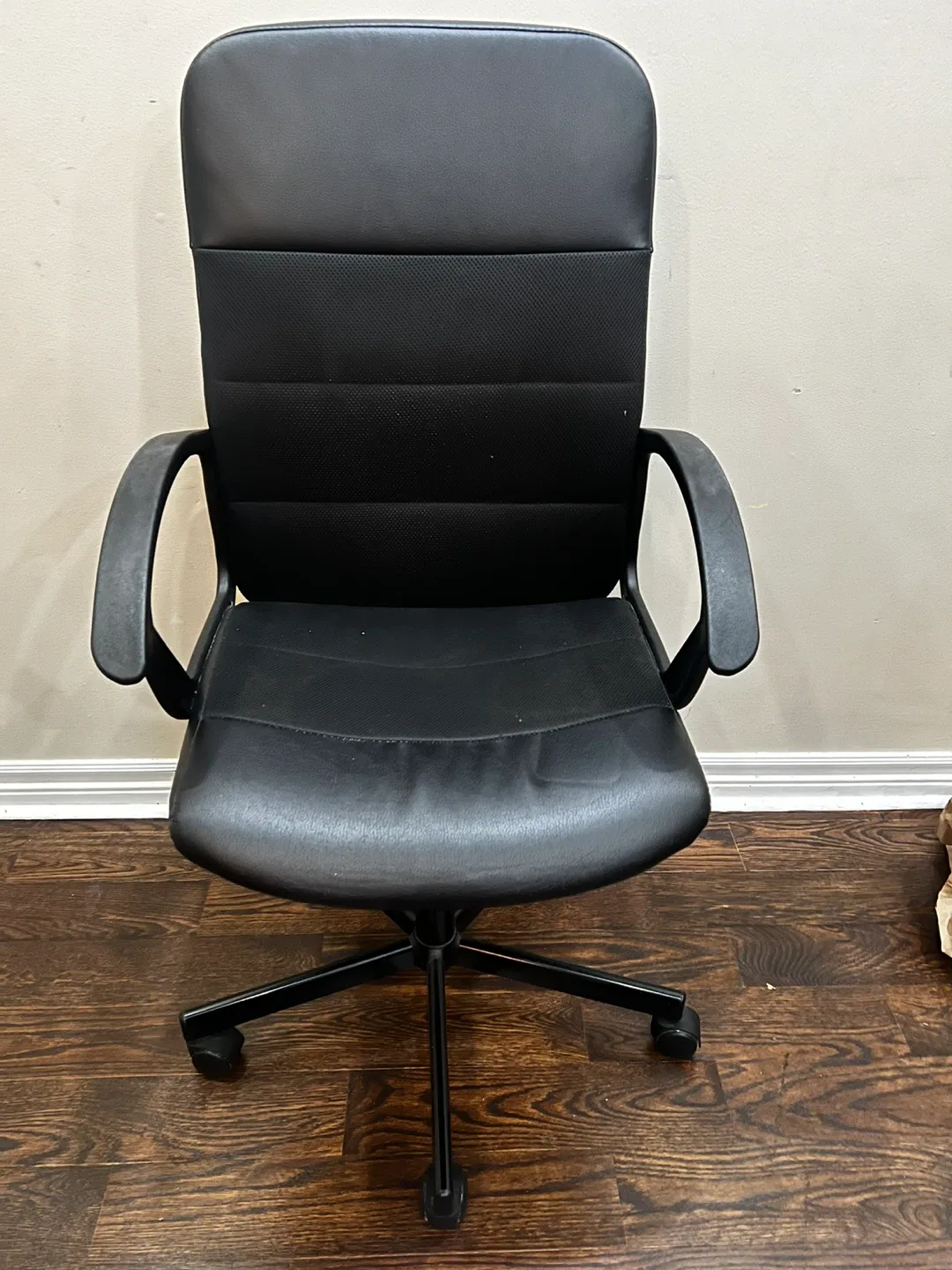 Black Office Chair