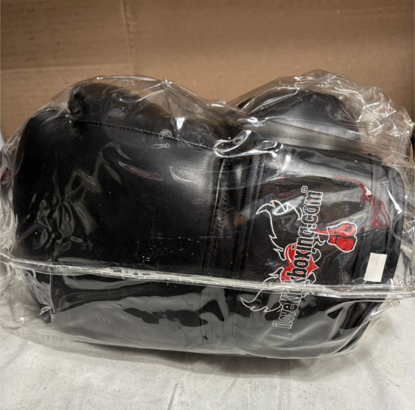 Free   Must go ASAP. Ilovekickboxing Black Gloves