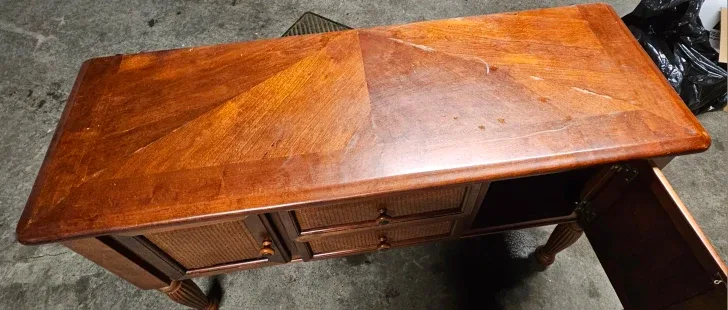 Wooden Sideboard Cabinet image indicator(3)