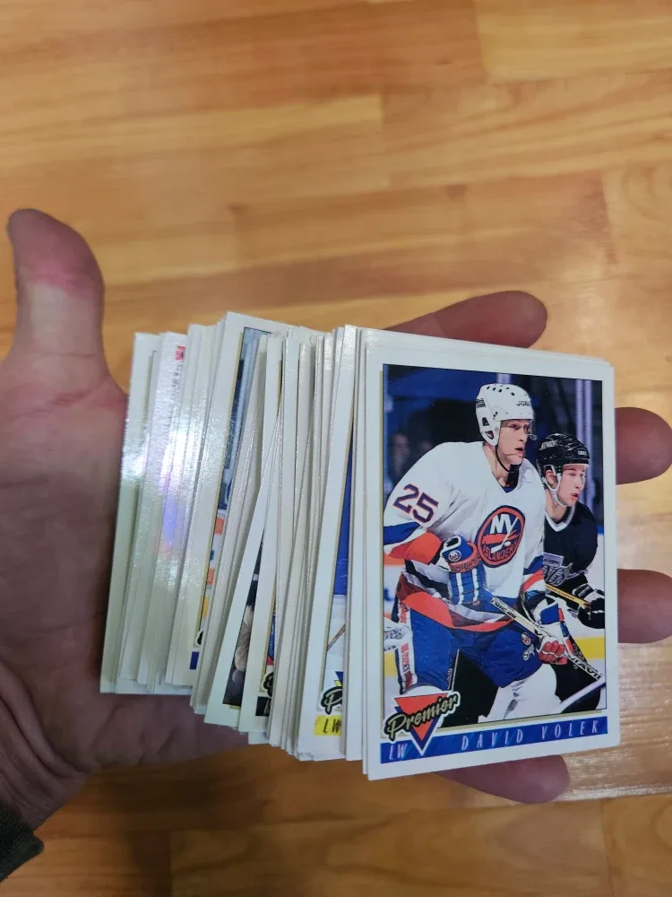 Vintage Hockey Cards - Mixed Lot