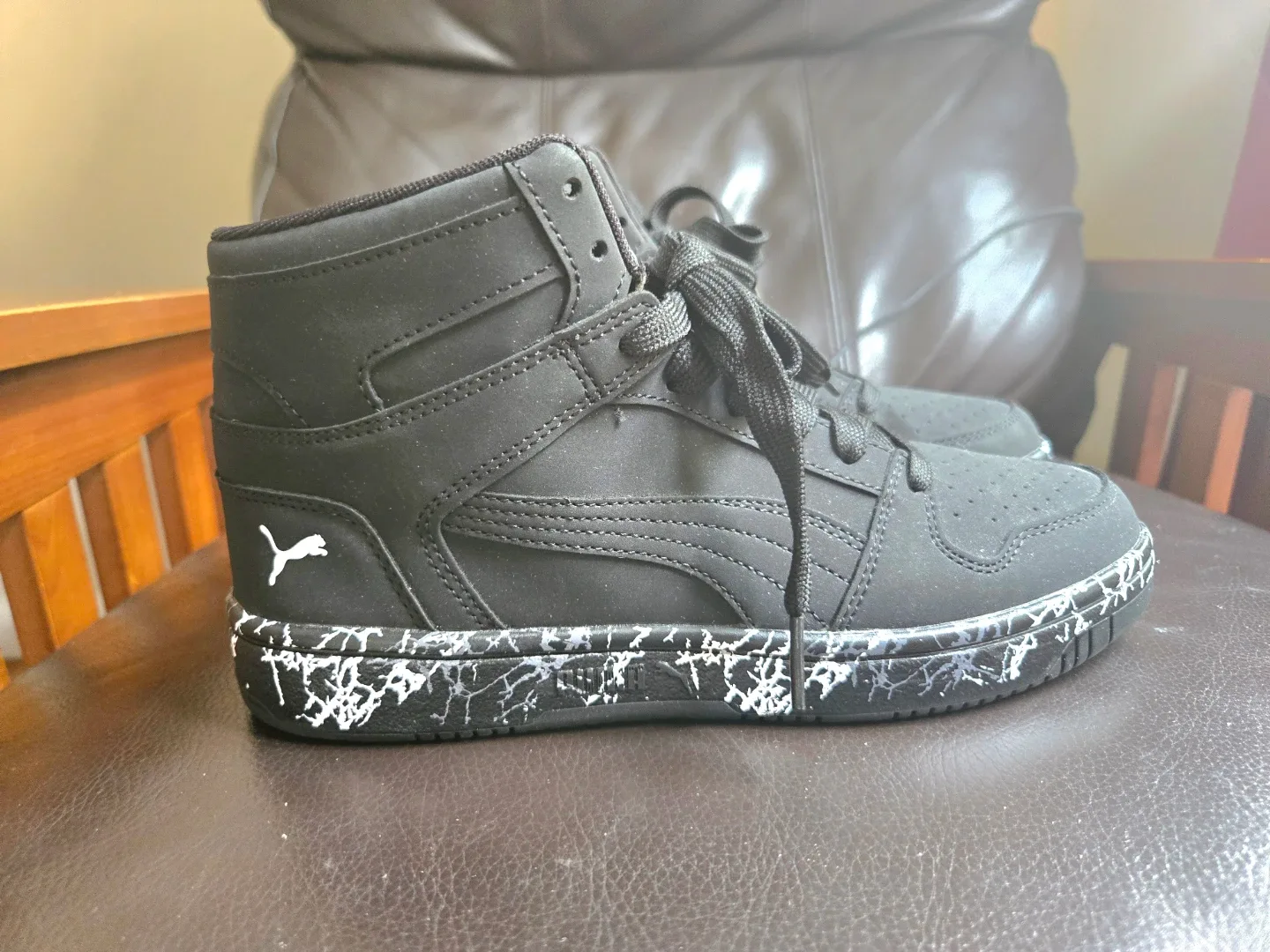 PUMA Rebound Layup  Black Marble Sole Sneakers Size 6.5 image indicator(7)