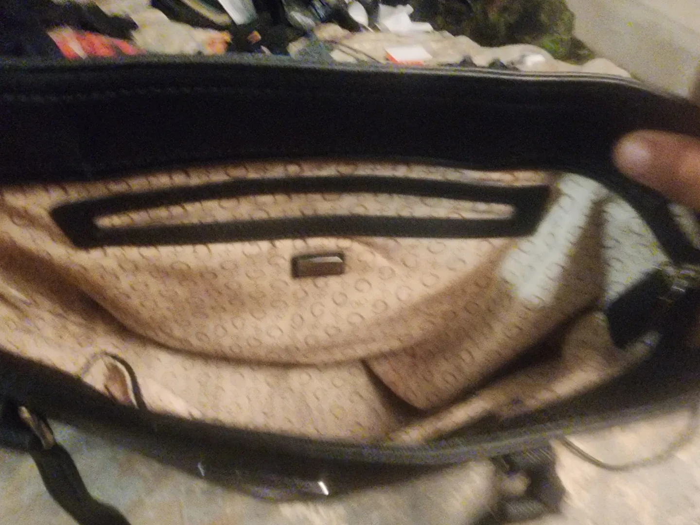 Guess Black Tote Bag image indicator(3)