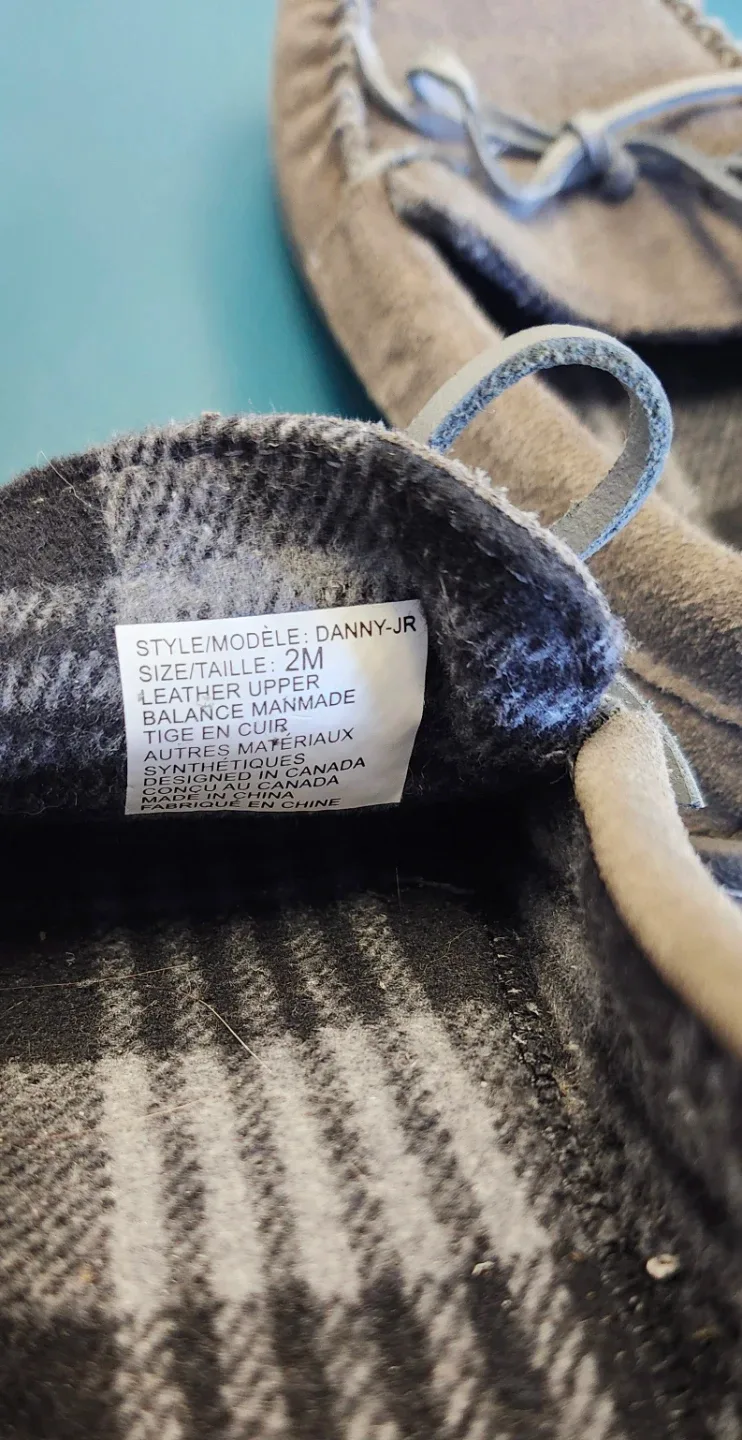 Kids boys SoftMoc Brown Moccasin Slippers Size 2M image indicator(7)