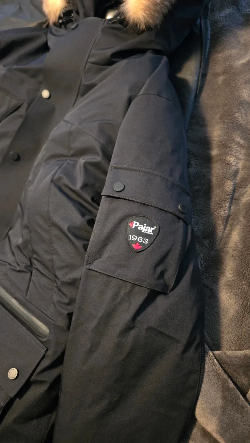 Pajar Canada Black Winter Parka - Size XL image indicator(2)
