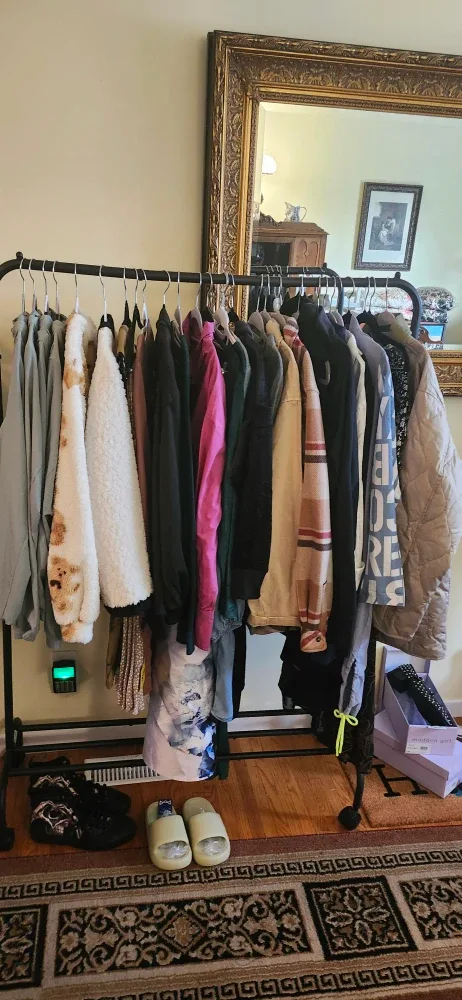 NEW Shelf Pull Assorted Women's Clothing