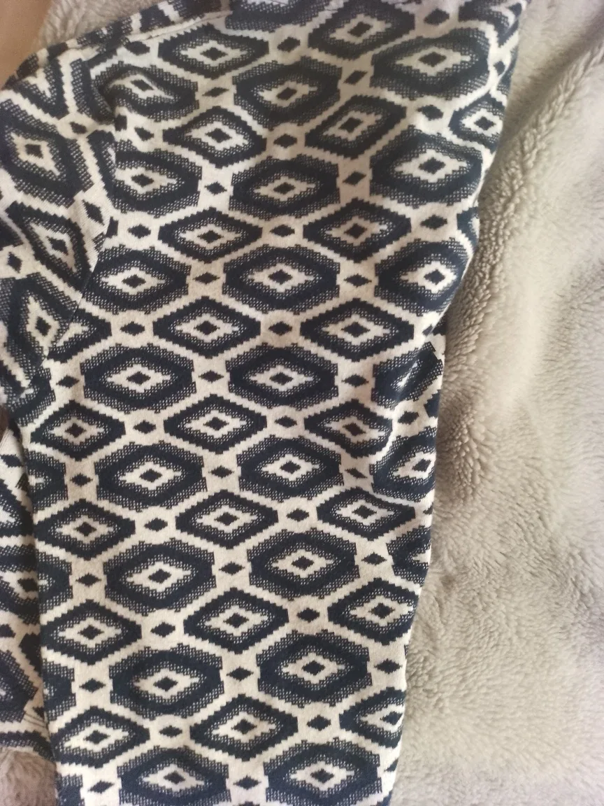 Zara cropped sweater image indicator(3)