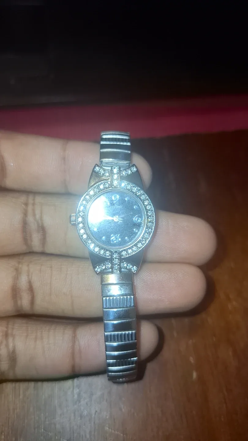 Quartz iced out diamond watch image indicator(2)