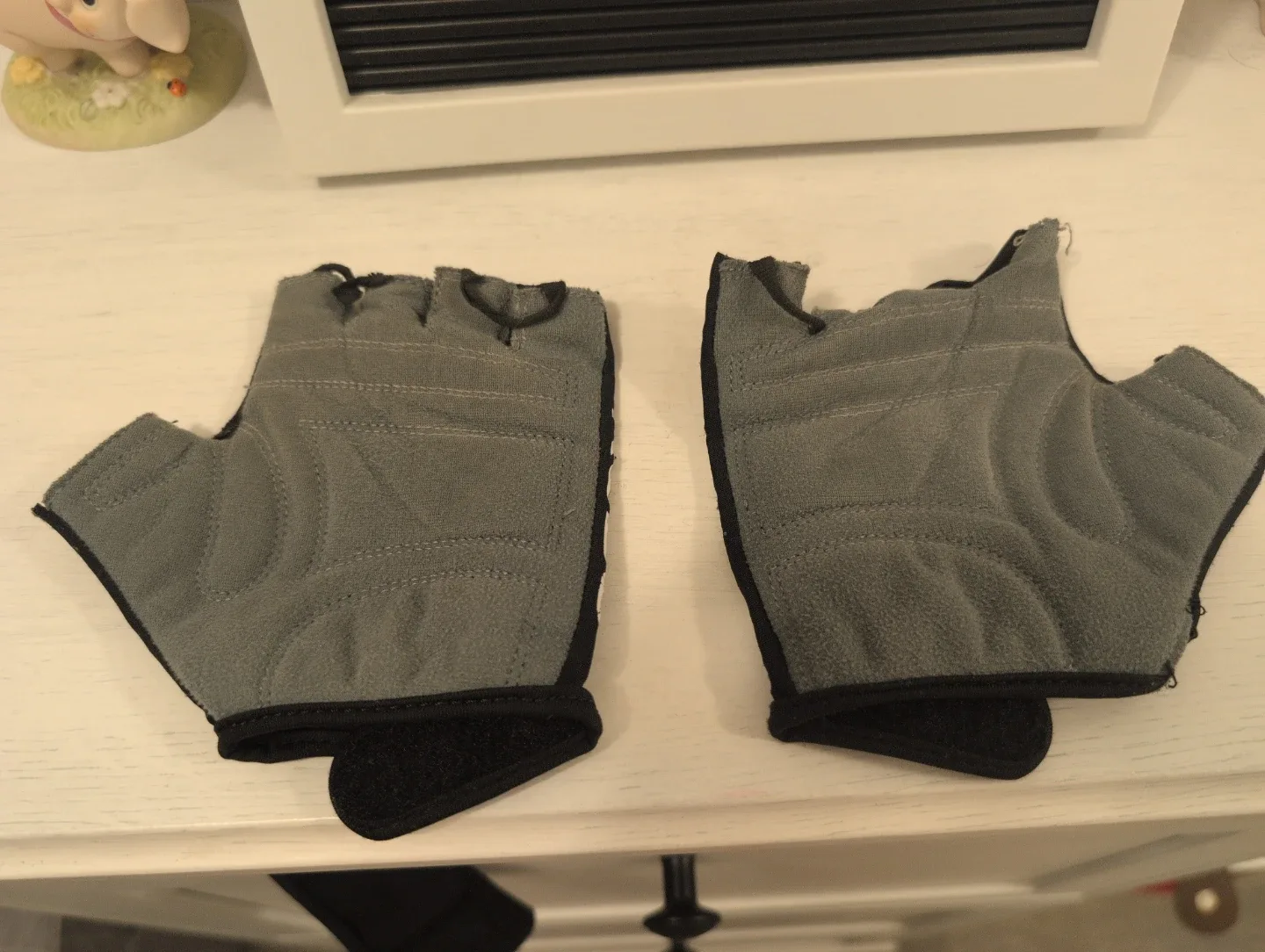 KOBO Black Cycling/GYM Gloves image indicator(2)