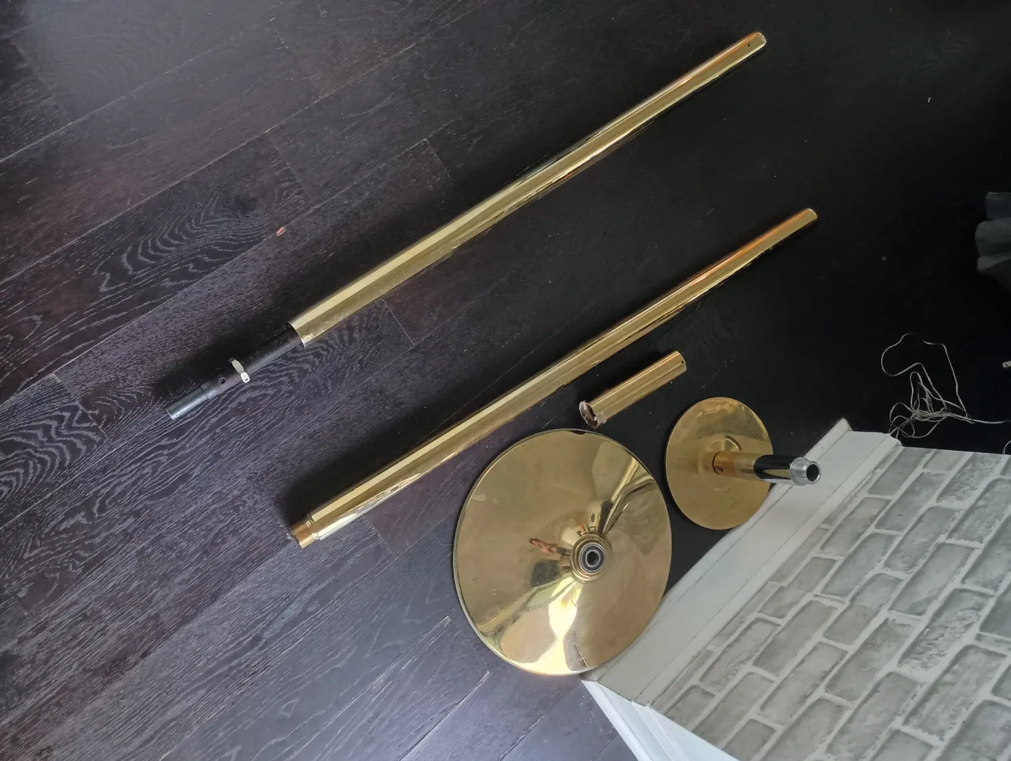 Gold Dance Pole Kit image indicator(2)