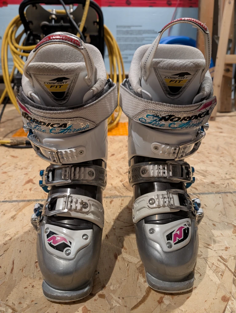 Nordica The Cruise Ski Boots - Size 23.5 women