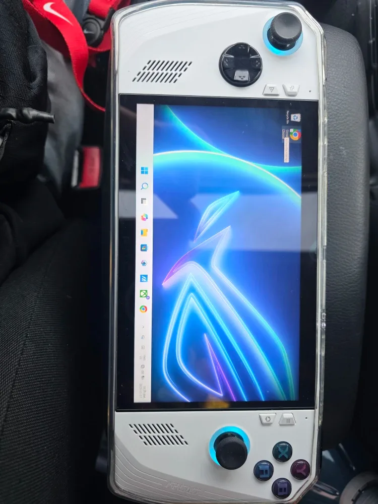 ASUS ROG Ally Handheld Console - White image indicator(3)