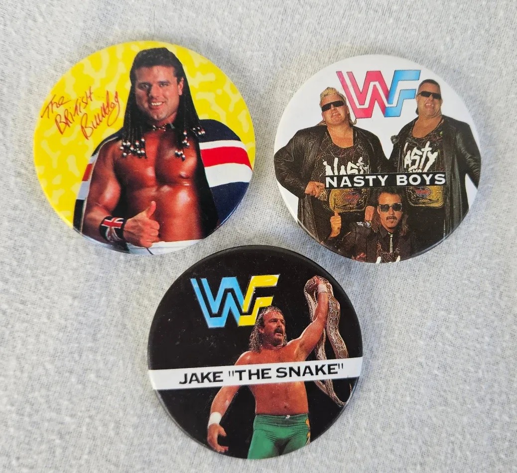 Vintage WWF WWE Superstar Buttons Mint