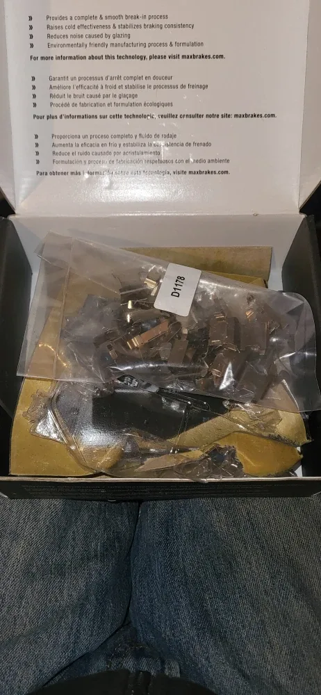 MAX Supreme Ceramic Disc Brake Pads M1178 - New image indicator(3)